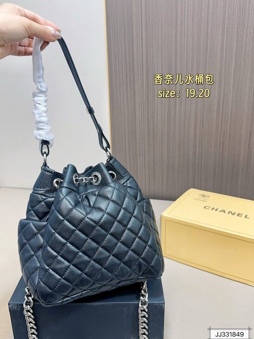 Chanel bucket bag - Image 4
