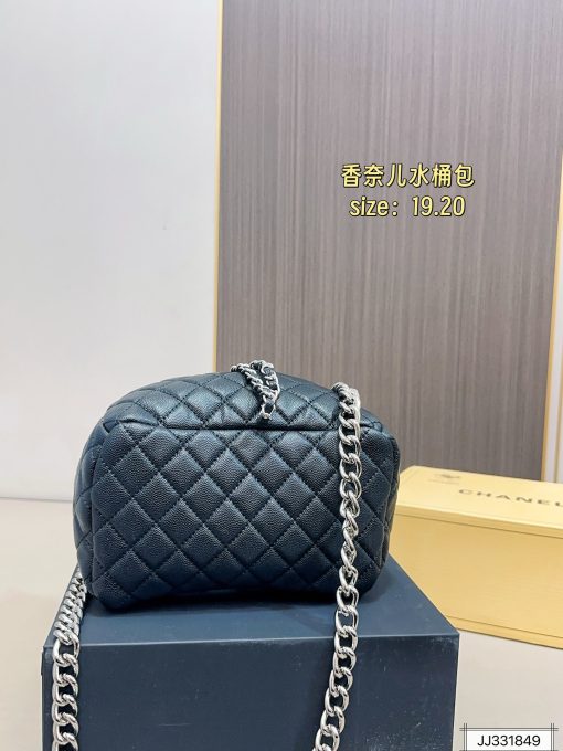 Chanel bucket bag - Image 7