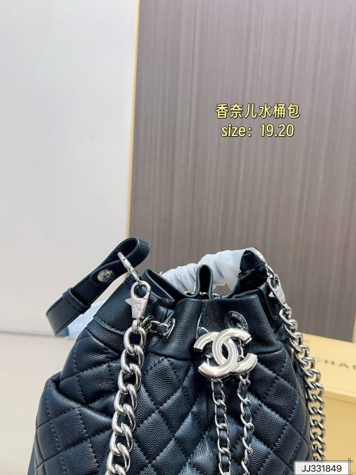 Chanel bucket bag - Image 9