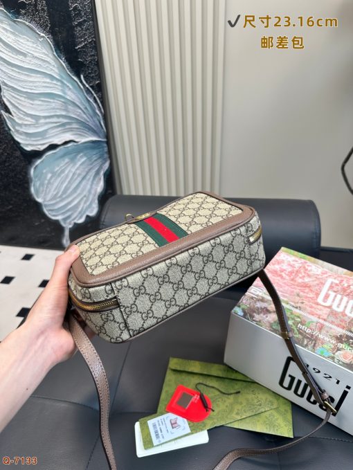 Gucci camera bag - Image 9