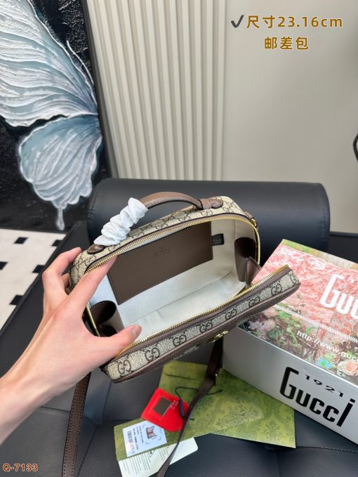 Gucci camera bag - Image 10