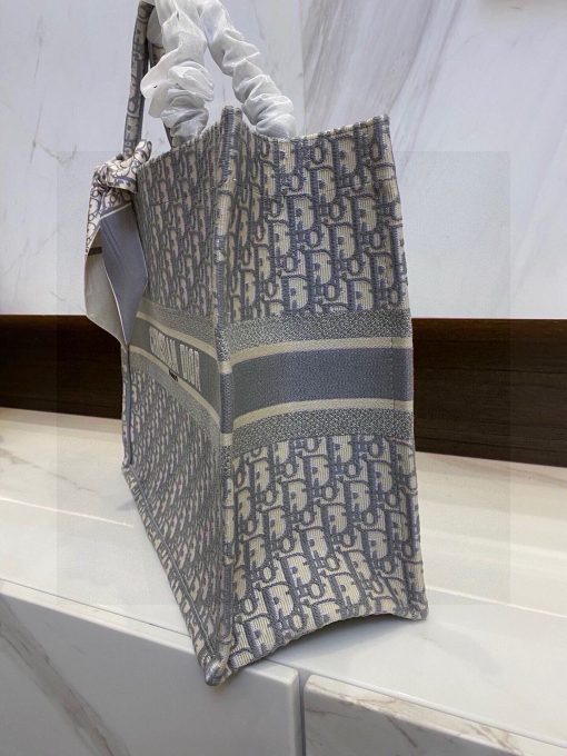 Dior Book Tote - Image 7