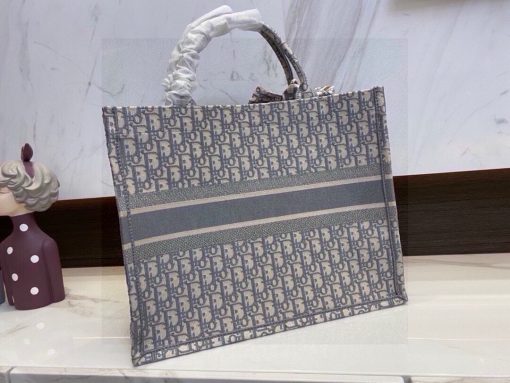 Dior Book Tote - Image 8
