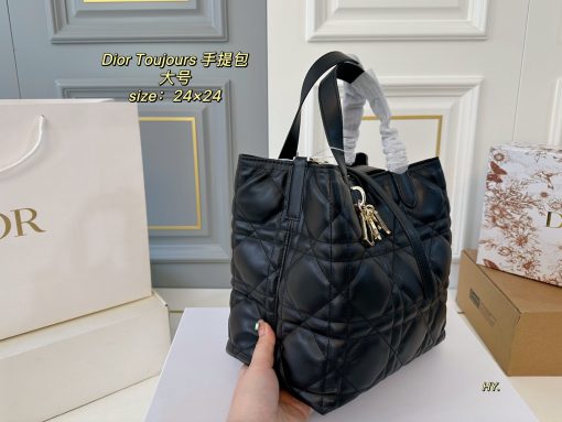 Dior handbag - Image 4
