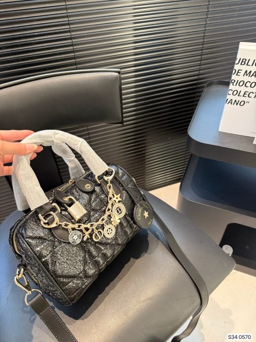 Dior pillow bag - Image 3