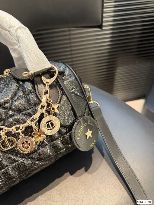 Dior pillow bag - Image 9