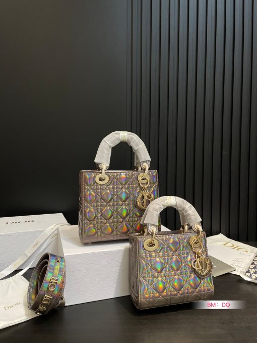 Dior handbag - Image 2
