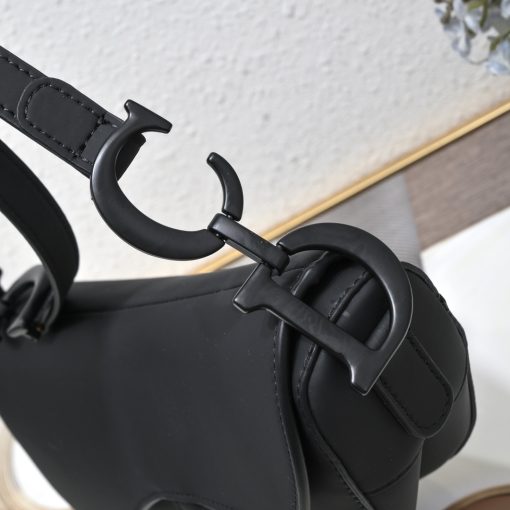 DIOR saddle bag - Image 10