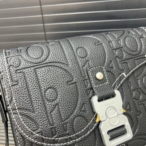 Dior messenger bag - Image 9