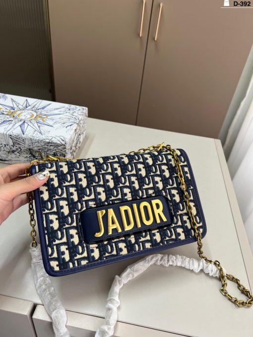 Dior chain bag