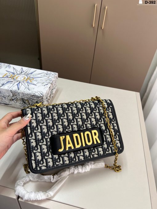 Dior chain bag - Image 3