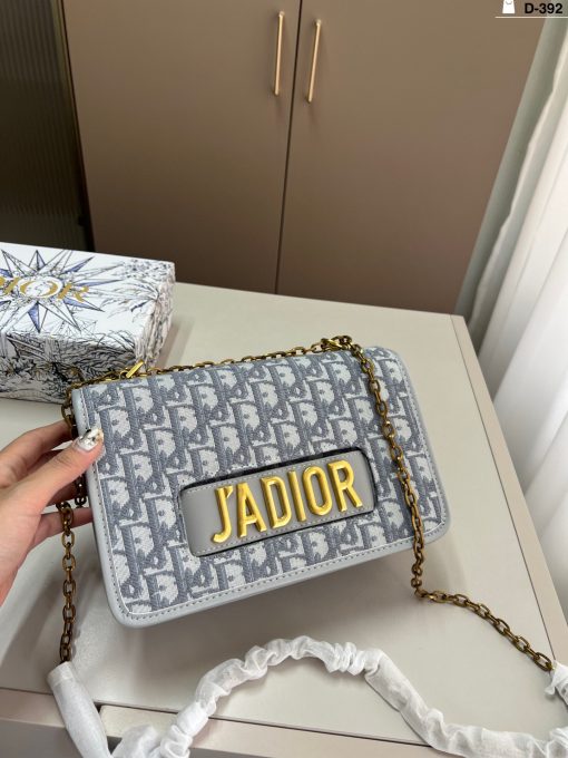 Dior chain bag - Image 4