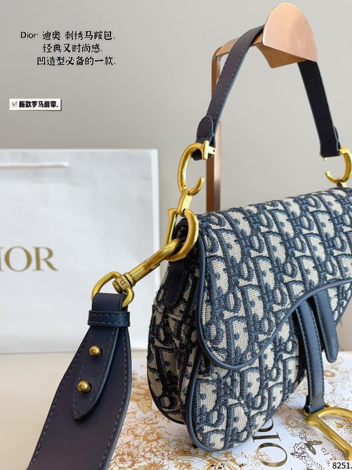 Dior saddle bag - Image 6