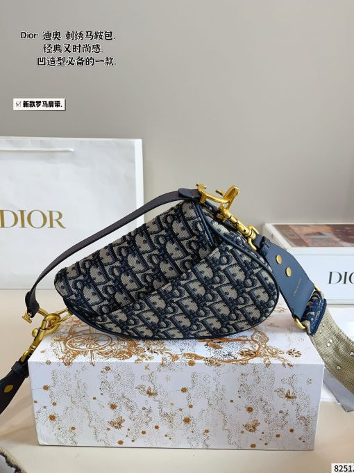 Dior saddle bag - Image 9