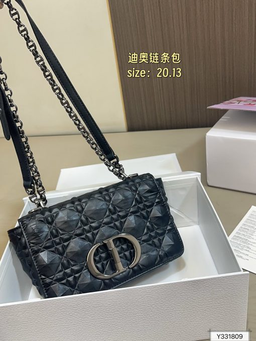 Dior chain bag - Image 8