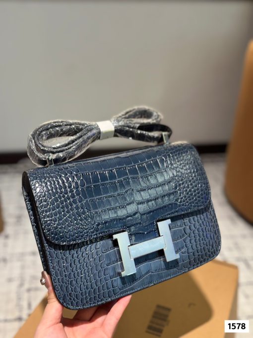 Hermes flight attendant bag - Image 10
