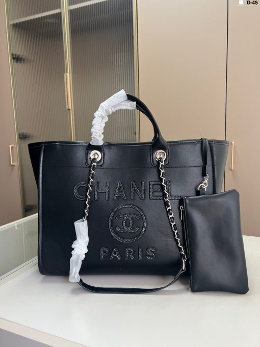 Chanel beach bag - Image 10