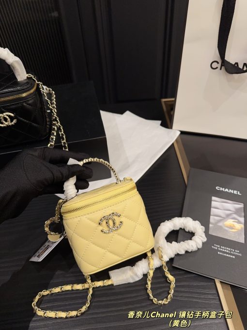 Chanel box bag - Image 10