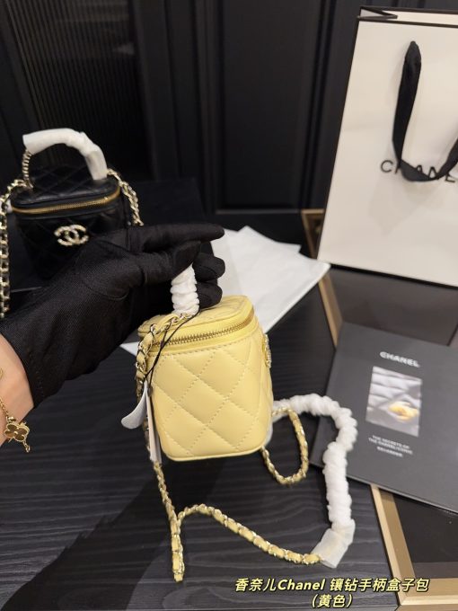 Chanel box bag - Image 5