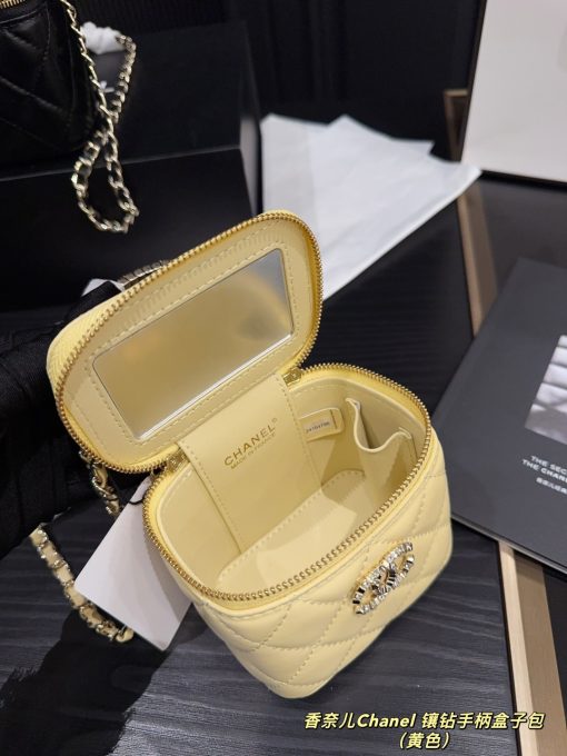 Chanel box bag - Image 2