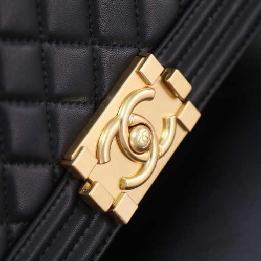CHANEL crossbody bag - Image 2