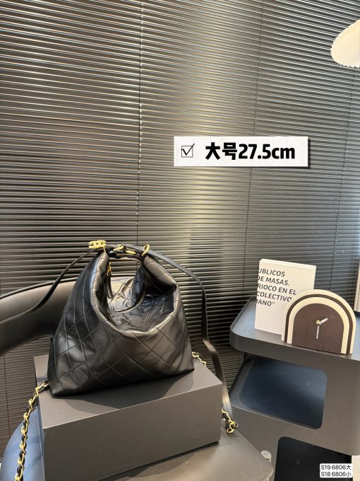 CHANEL bucket bag - Image 8