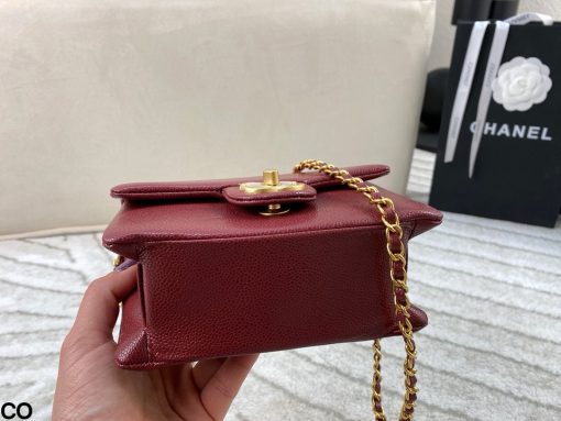 CHANEL chain bag - Image 5