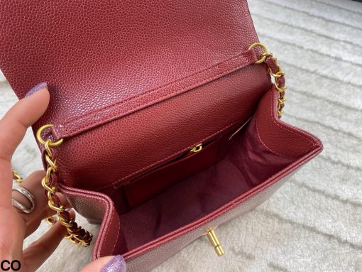 CHANEL chain bag - Image 2