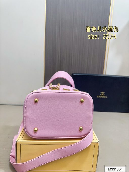 CHANEL bucket bag - Image 7