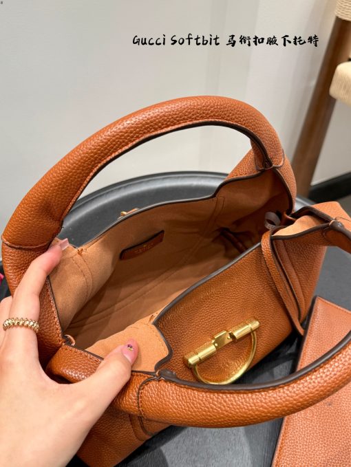 Gucci underarm bag - Image 2