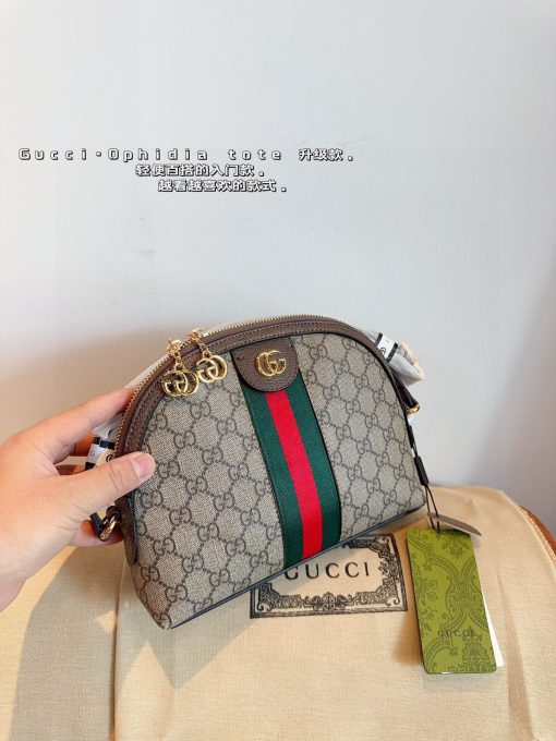 GUCCI shell bag - Image 9
