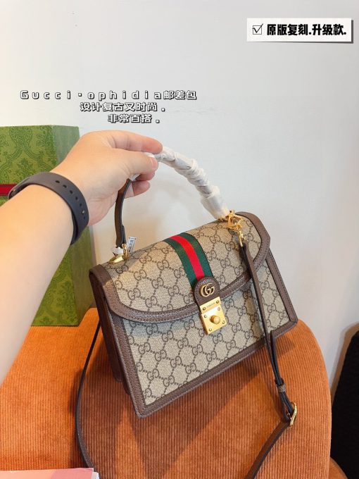 GUCCI shell bag - Image 3