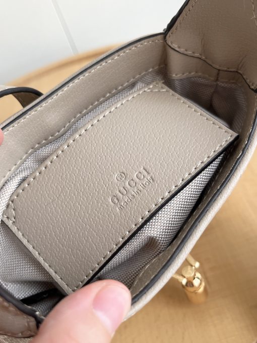 Gucci crossbody bag - Image 4