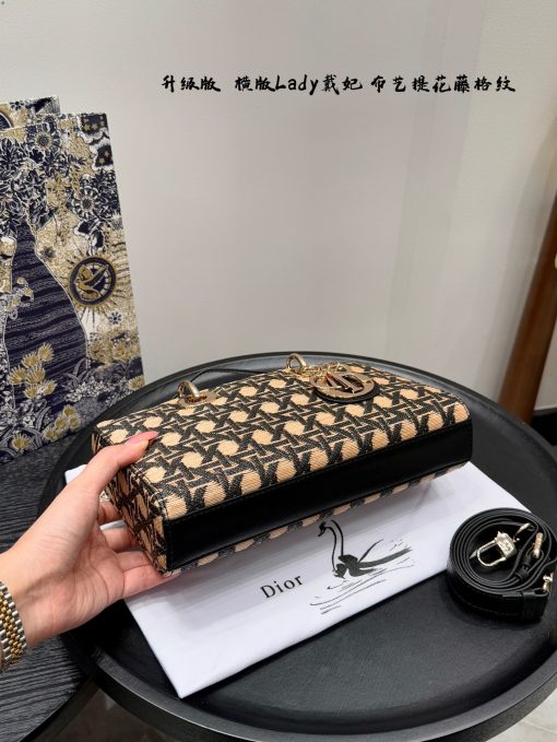 DIOR handbag - Image 4