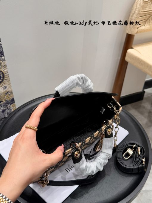 DIOR handbag - Image 2