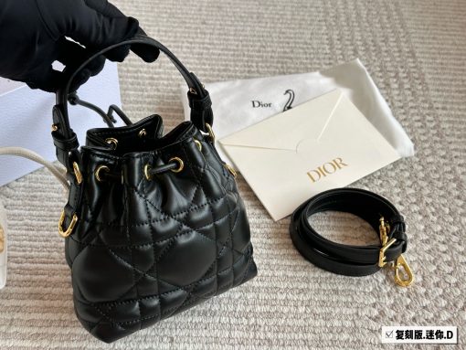 DIOR bucket bag - Image 7
