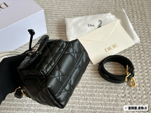 DIOR bucket bag - Image 6