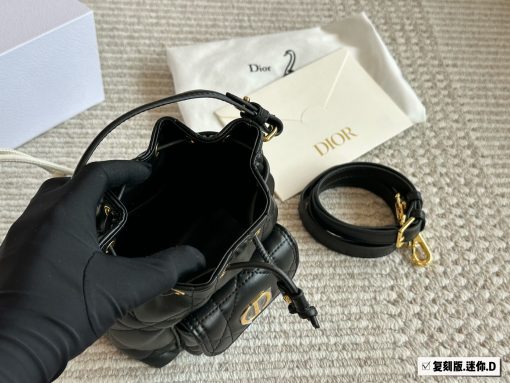 DIOR bucket bag - Image 2