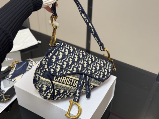 DIOR saddle bag - Image 9