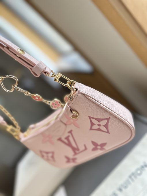LV crossbody bag - Image 5
