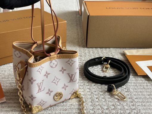 LV crossbody bag - Image 5