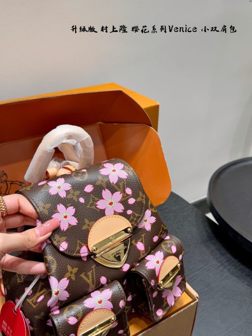 LV backpack - Image 7