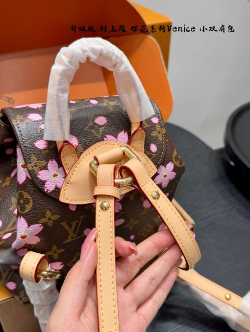 LV backpack - Image 3