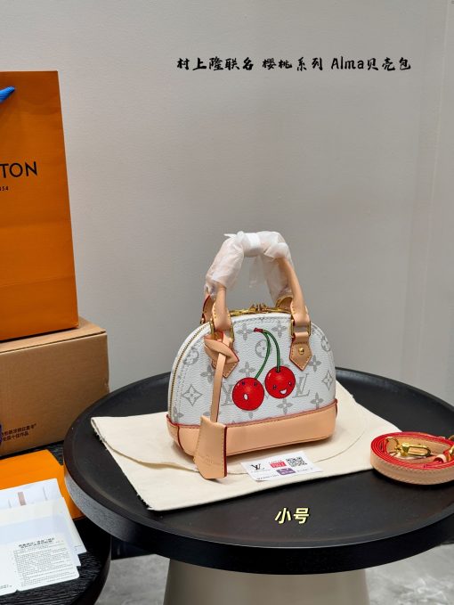 LV shell bag - Image 7