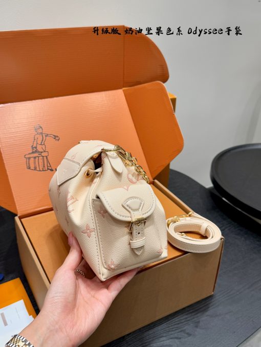 LV bucket bag - Image 7