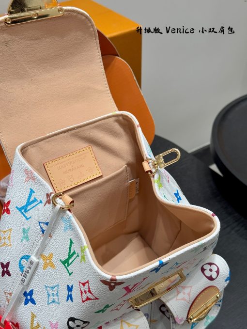 LV backpack - Image 3