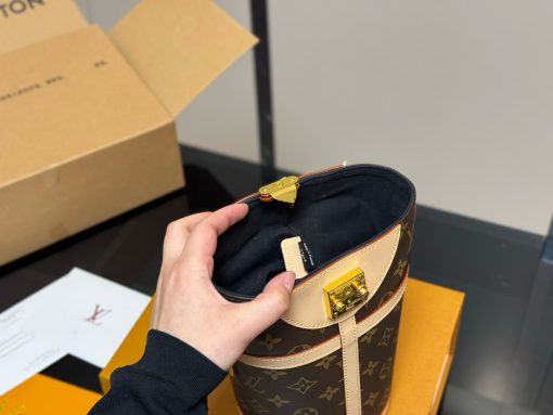 LV French fries bag - Image 7