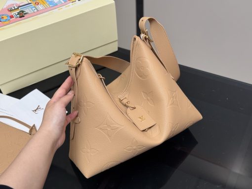 LV crossbody bag - Image 9