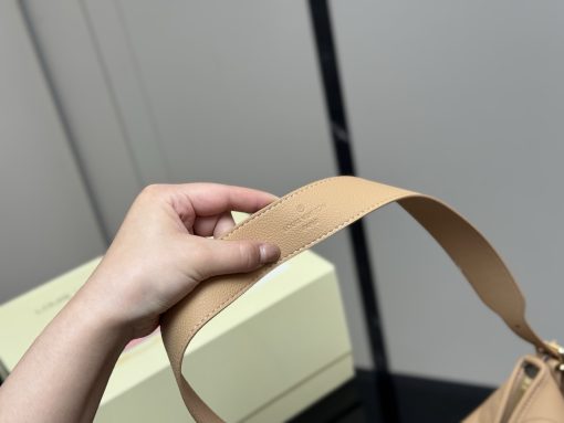 LV crossbody bag - Image 8