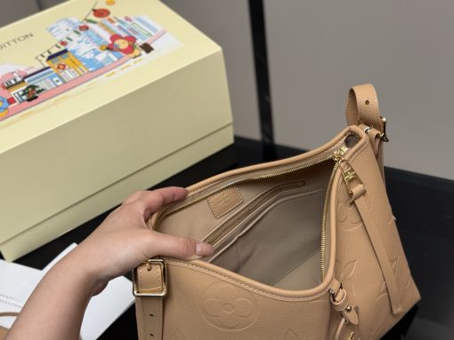 LV crossbody bag - Image 7